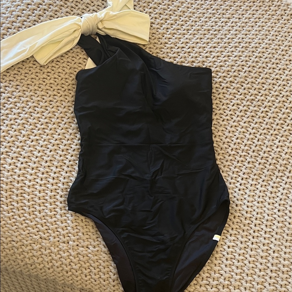 Summer salt bow shoulder one piece